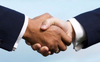 Colaboradora de una corredora de seguros