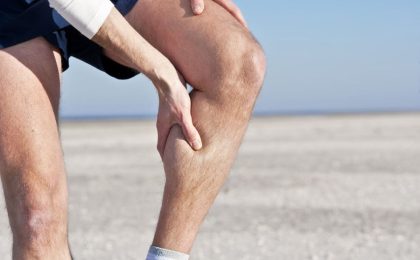¿Qué causa los calambres musculares?