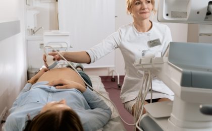 contratar un seguro de salud si estás embarazada