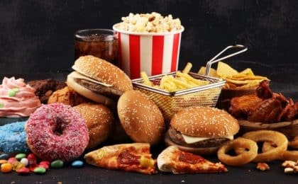 La dieta alta en grasas a largo plazo expande la cintura y hace estragos en el cerebro