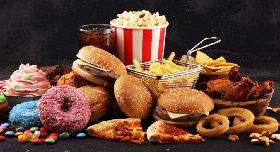 La dieta alta en grasas a largo plazo expande la cintura y hace estragos en el cerebro