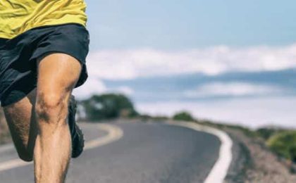 Cómo afecta la intensidad específica del ejercicio a diferentes aspectos de la salud mental y cognitiva