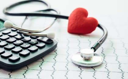 Seguro de salud de cuadro médico y de reembolso