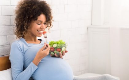Deficiencias nutricionales en embarazadas, un desafío creciente en dietas modernas