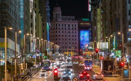 Así es como la luz artificial nocturna aumenta el riesgo de ictus [Estudio]